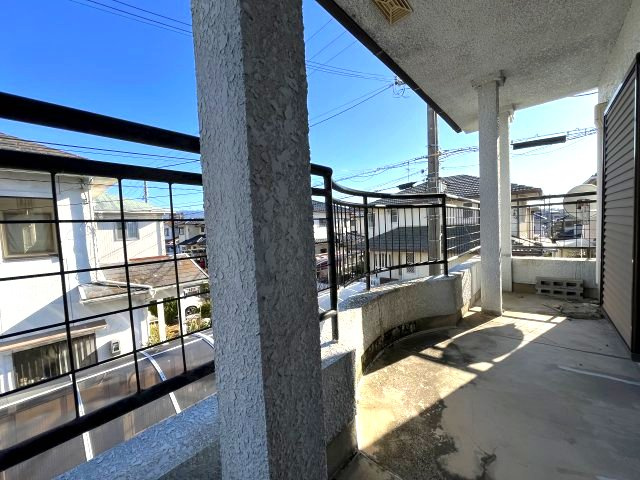 熊取町若葉1丁目　中古戸建のバルコニー|2階はバルコニーが2か所ございます。