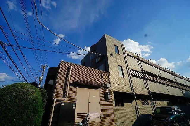 ピア・グランデ弐番館の外観