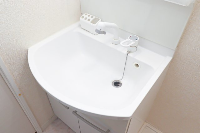 サヴォイ　ル・パシフィーク　5階の独立洗面台|別号室のものです。現状優先になります。