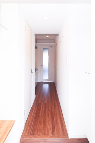 サヴォイ　ル・パシフィーク　5階の玄関|別号室のものです。現状優先になります。