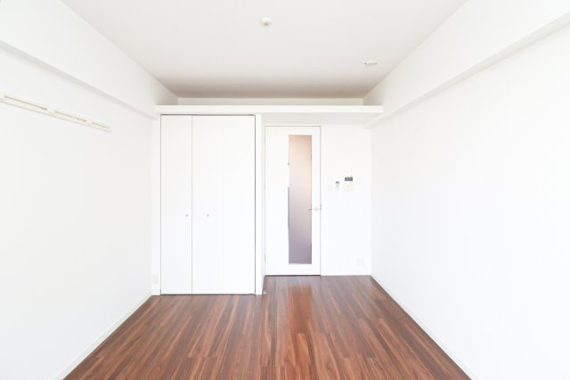 サヴォイ　ル・パシフィーク　5階の居間・リビング|別号室のものです。現状優先になります。