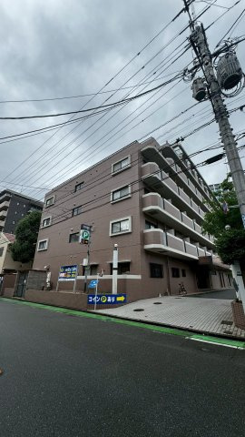 ビジネス・ワン六本松の外観