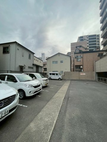 ハレカウア の駐車場