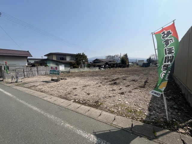 山形市二位田33番、34番
