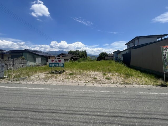 山形市二位田33番、34番