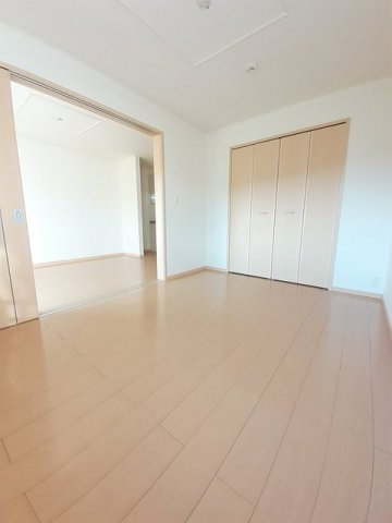 サン　ブローテ　ジンの内装