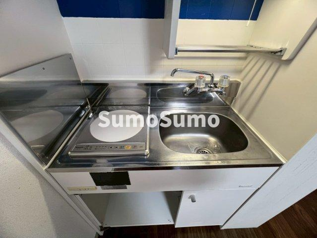 ハイシティ表参道のキッチン|コンパクトなキッチンで掃除もラクラク