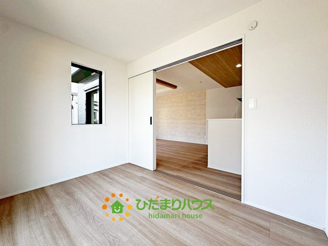 久喜市三箇５期　新築一戸建て　02　グラファーレの洋室