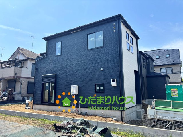 久喜市三箇５期　新築一戸建て　02　グラファーレ