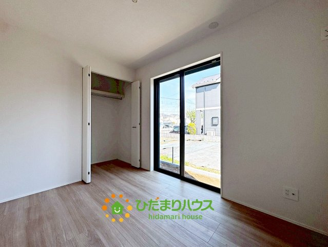 久喜市三箇５期　新築一戸建て　02　グラファーレの収納