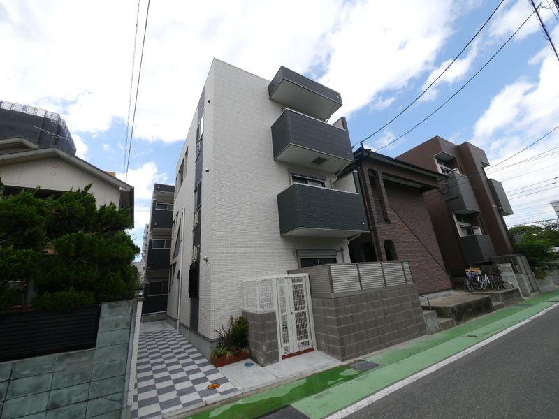 ハピネスベリー吉塚の外観