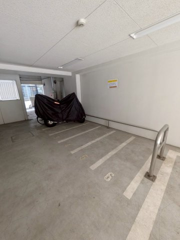パークレジデンシャル博多の駐車場