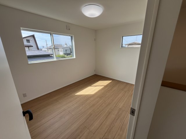 山形市平清水1丁目10-6の子供部屋|【新築中】5/10撮影　　子供室