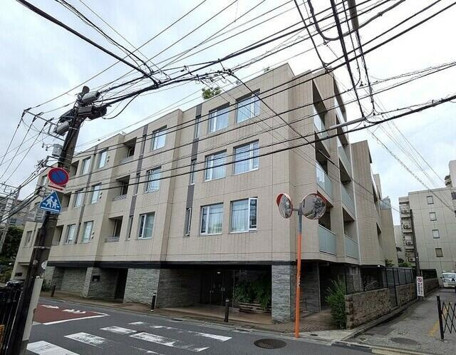 ピアース中目黒ローレルアイの外観