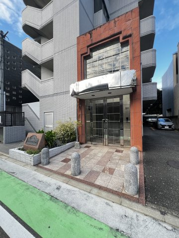 ハインズ浄水のエントランス