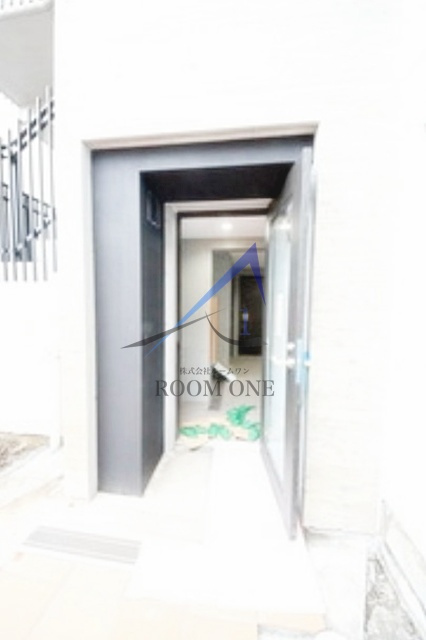 Regulus1のエントランス|エントランスです。