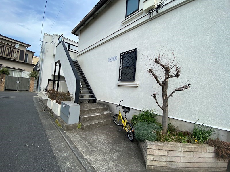 ハイツ伊藤のエントランス