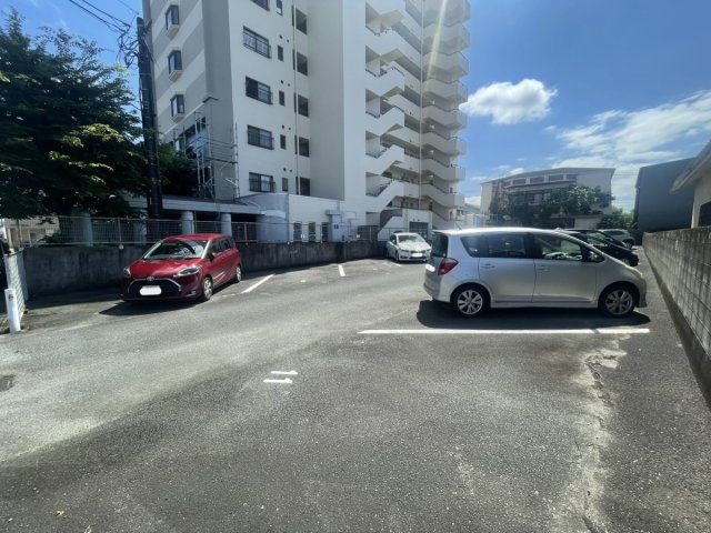 本町四丁目土地　駐車場用地の外観