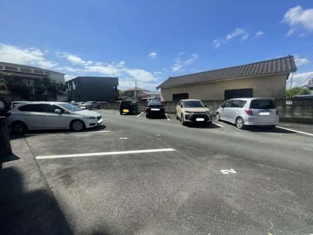 本町四丁目土地　駐車場用地の外観