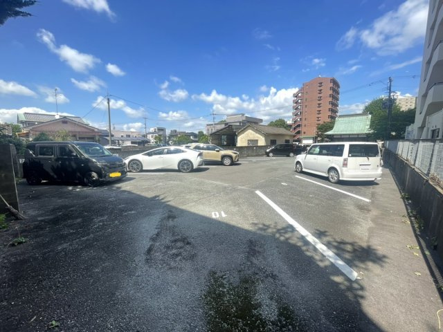 本町四丁目土地　駐車場用地の外観