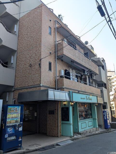 パレ・ドール渋谷のエントランス