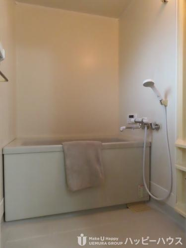 グランドゥール筑紫野の浴室