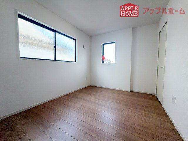 [新築住宅] さいたま市西区内野本郷 7期の洋室|２階居室は全室収納あり！たっぷりある収納活用でお部屋もキレイを保てます♪