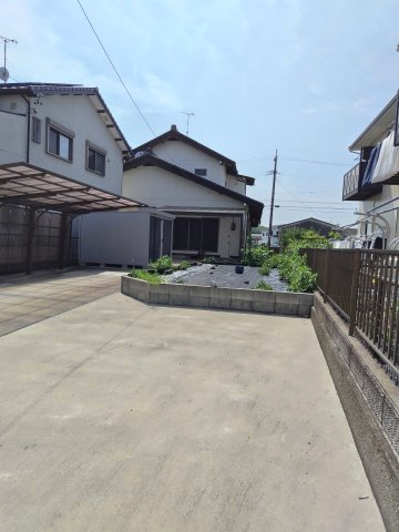 ６６４１５　各務原市那加前野町三丁目土地の外観