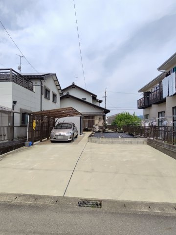 ６６４１５　各務原市那加前野町三丁目土地の外観