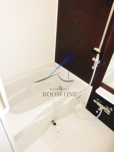 フェリーチェ・ヴィータの浴室|お風呂です。