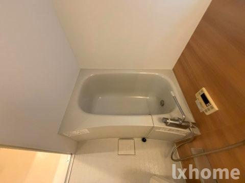 クレッシェンドⅢの浴室|落ち着いた空間のお風呂です