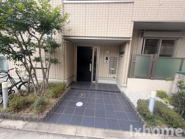 クレッシェンドⅢのエントランス|清潔なエントランスです