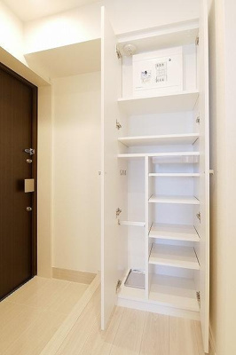 【玄関】 | ハーモニーレジデンス横浜大通り公園