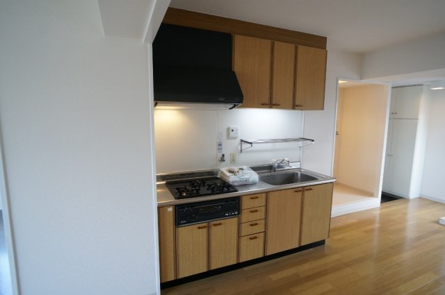 アゼリアヒルズのキッチン