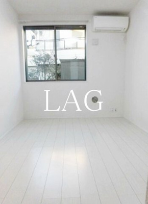 【居間・リビング】 | シャルロット幕張 | 洋室です。