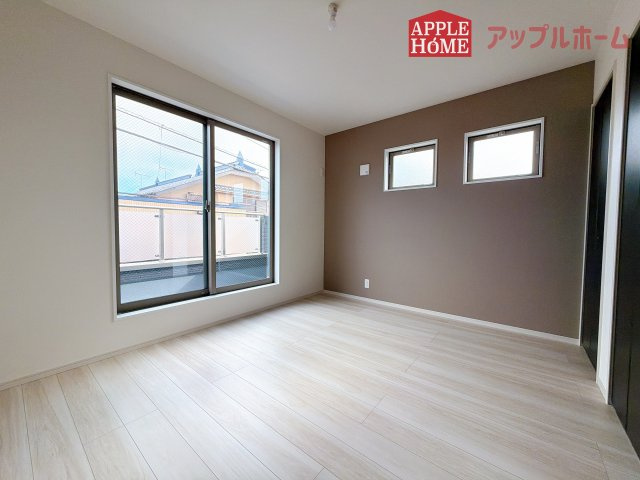 [新築住宅] さいたま市西区三橋 1期 全1棟の洋室|２階居室は全室収納あり！たっぷりある収納活用でお部屋もキレイを保てます♪