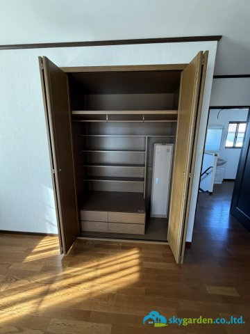 平塚市中里　中古戸建の収納
