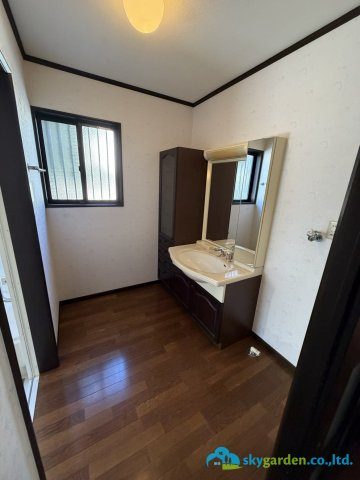 平塚市中里　中古戸建の脱衣所