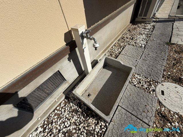 平塚市中里　中古戸建の庭
