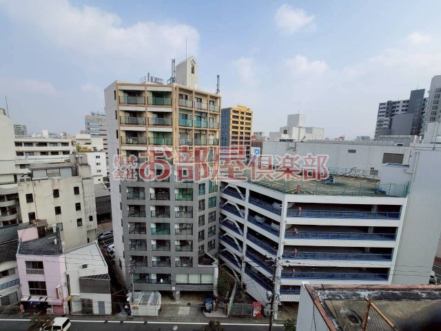 ローズガーデンIの展望