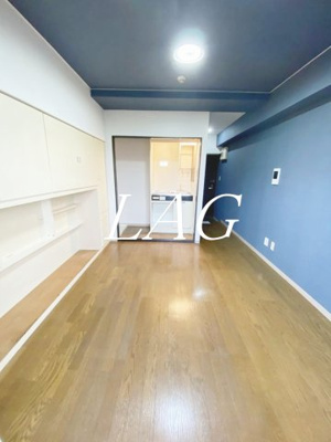 【居間・リビング】 | エルム菊川 | 洋室のお部屋です。