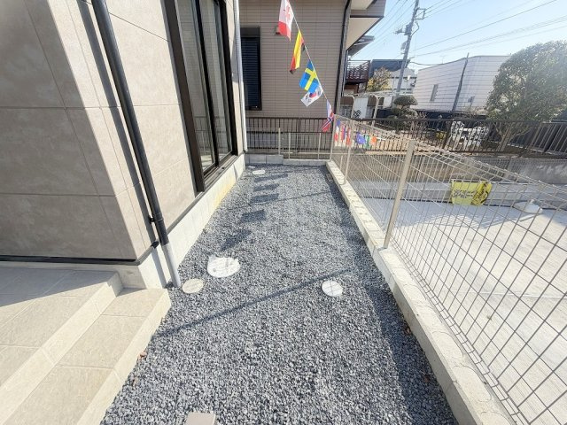 流山市西平井1丁目　新築戸建　全2棟　2号棟の庭|お子様に嬉しいお庭付きです