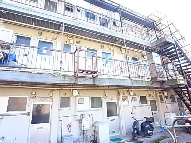 天神アパートの外観