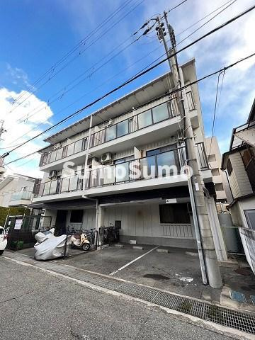 マンション寿宏の外観|落ち着いた雰囲気の外観です