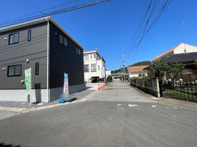 新築戸建・新築建売　足利市田中町第5　山辺小学校・山辺中学校の前面道路含む現地写真