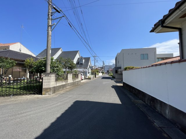 新築戸建・新築建売　足利市田中町第5　山辺小学校・山辺中学校の前面道路含む現地写真