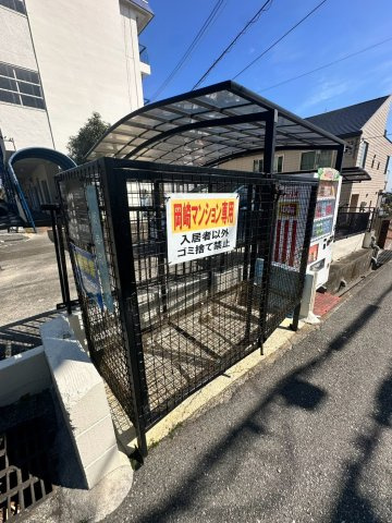 岡崎第１マンションの外観