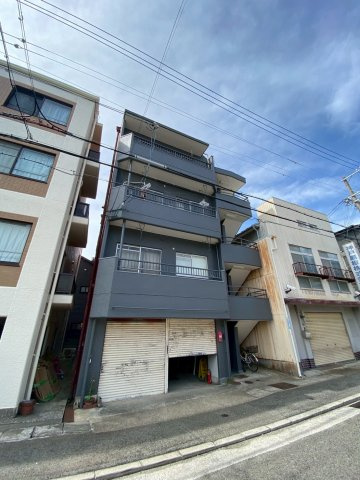 吉田マンションの外観
