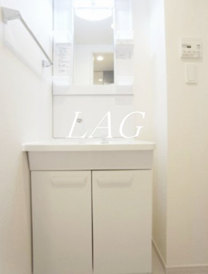 【洗面所】 | リブリ・ルーナ平井 | 洗面台です。
