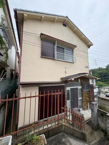 妙法寺字堂ケ谷貸家の外観